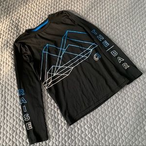 GAP Fit boys long sleeve performance tee